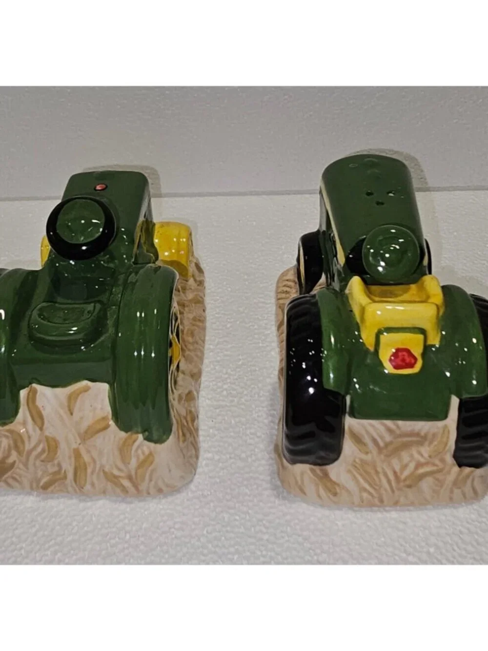 John Deere Tractor Ceramic Salt Pepper Shakers Licensed Gibson Farmhouse Decor
